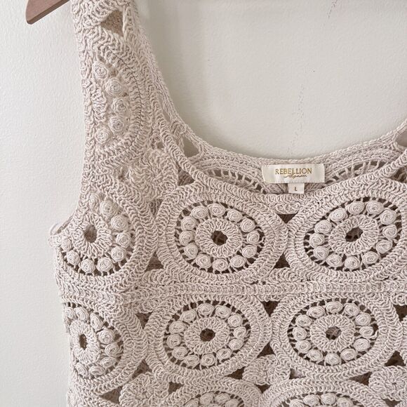 Rebellion Again Crochet Crop Top Women’s Cream Boho Knit Sleeveless Large - Picture 2 of 5